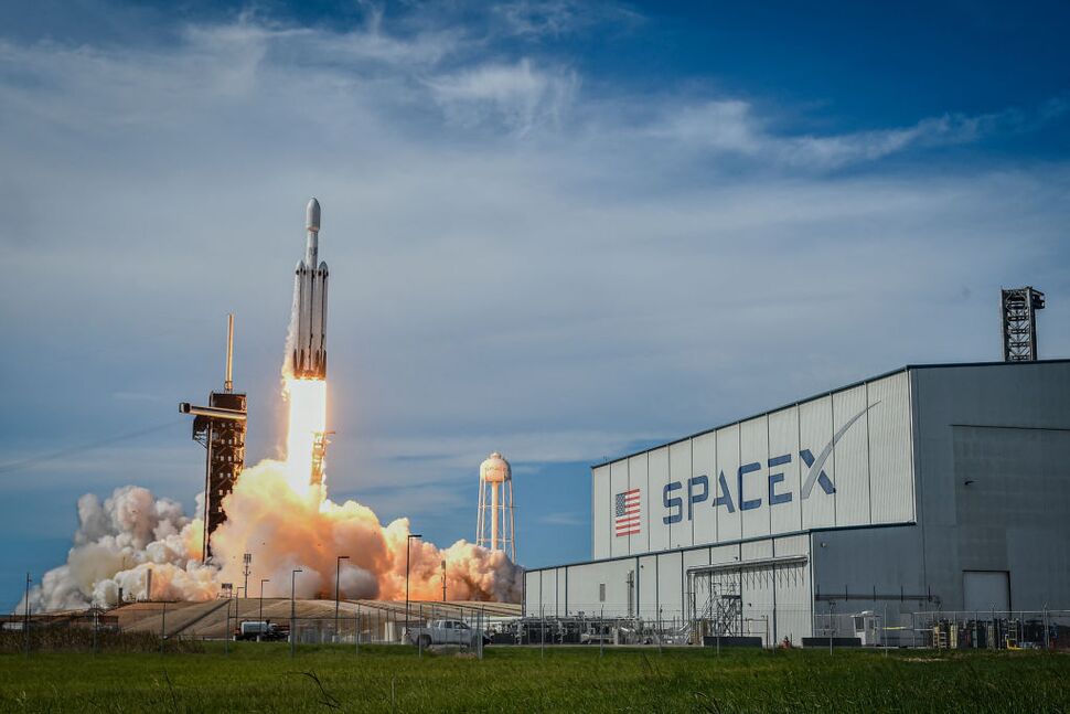 SpaceX Competitors: 8 SpaceX Rivals to Watch Before the IPO